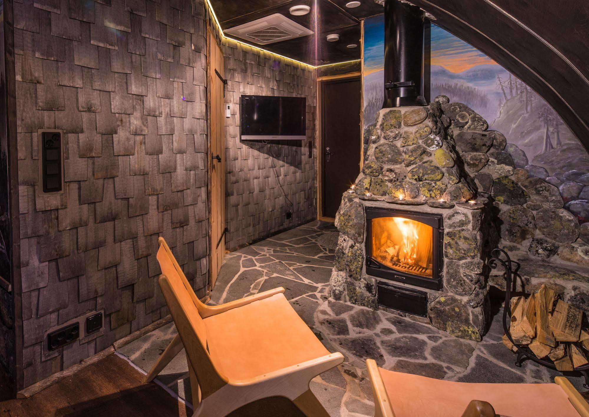 Lapland Northern Lights Hotel Ilveslinna Ranua Dış mekan fotoğraf
